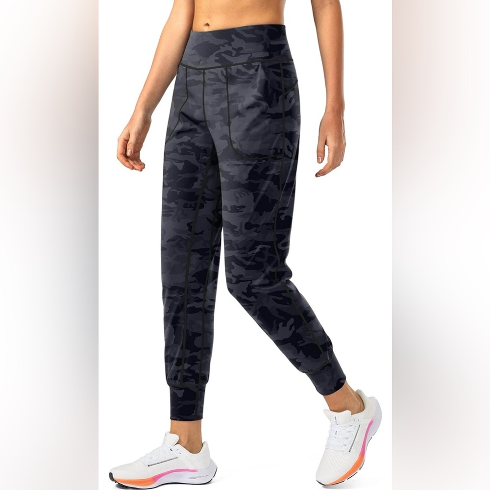Soothfeel Stylish Black Camo Jogger Pants New (1106)